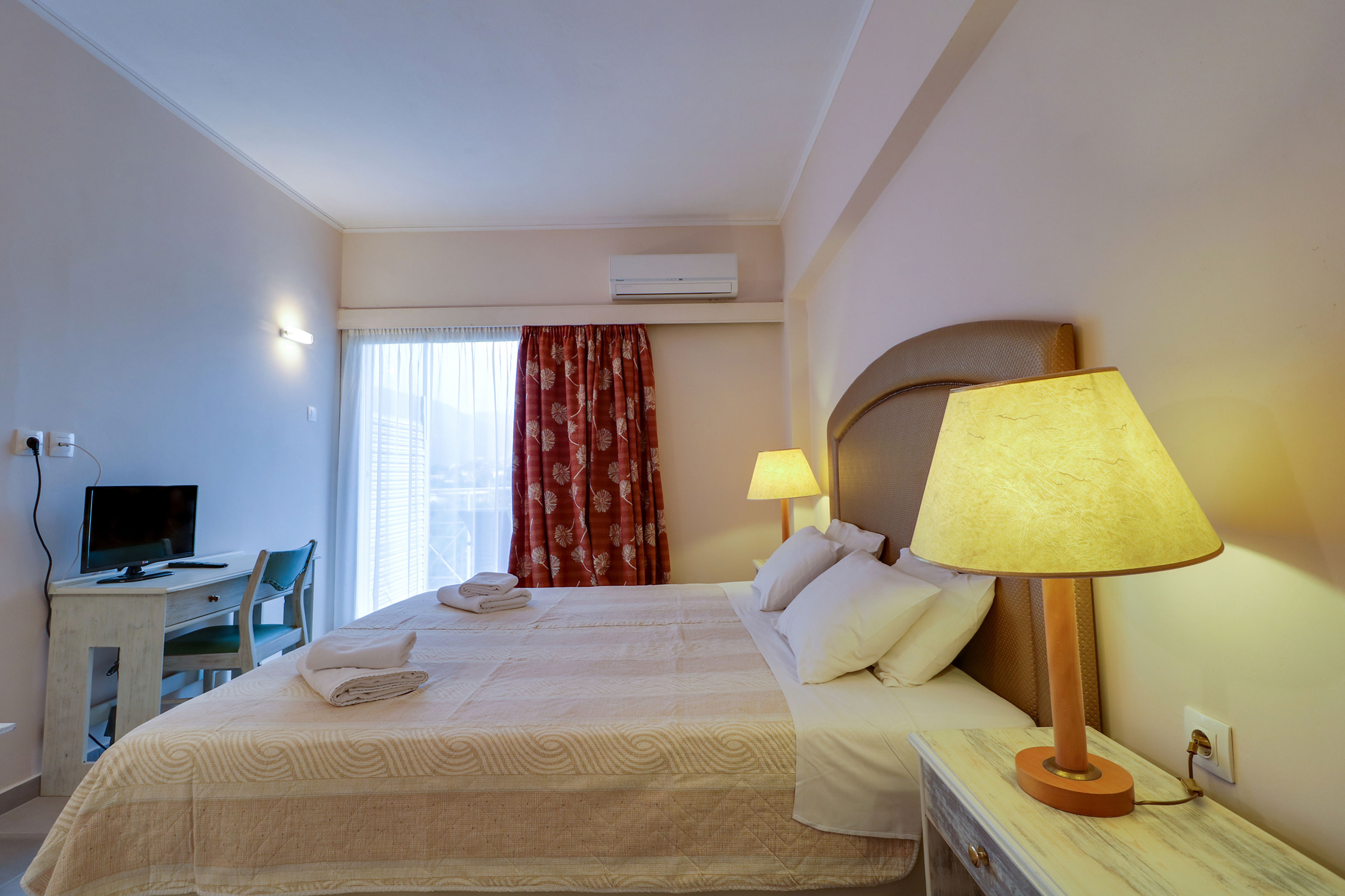 Calamos Beach Hotel foto 42