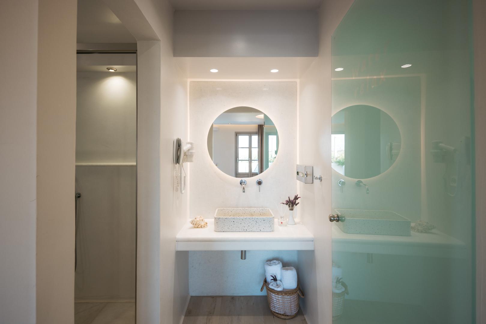 Kouros Art Hotel (Adults Only) image 1