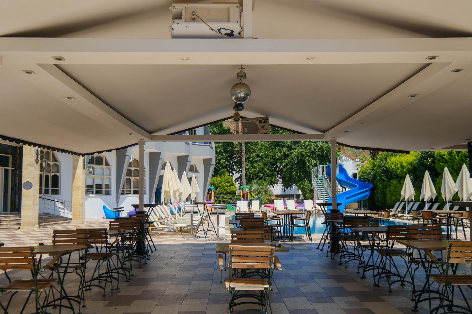 Club Selen image 2
