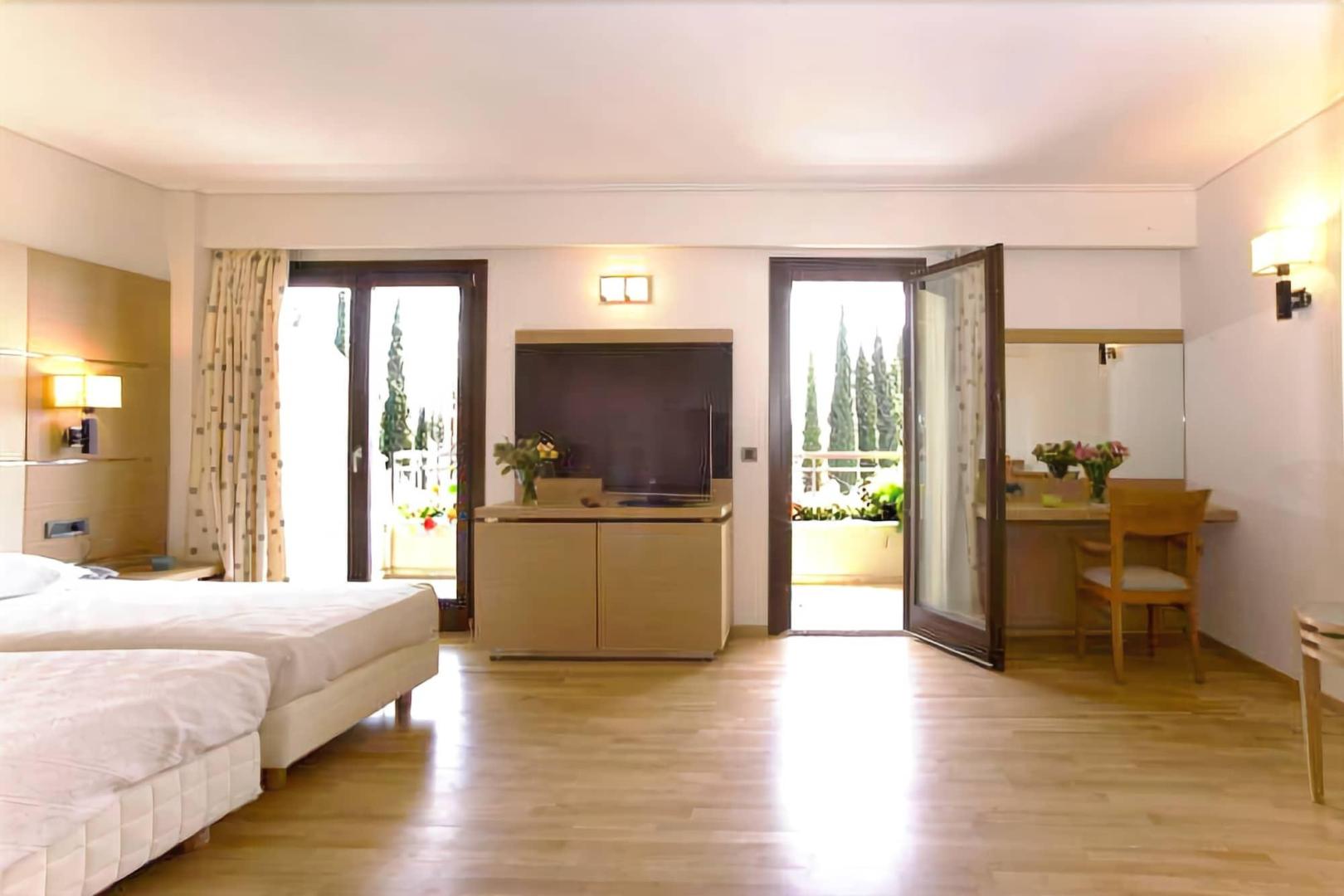 Miramare Hotel Eretria foto 2