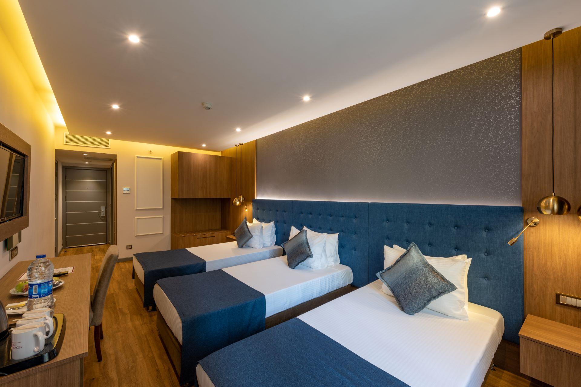 Nova Plaza Crystal Hotel image 1