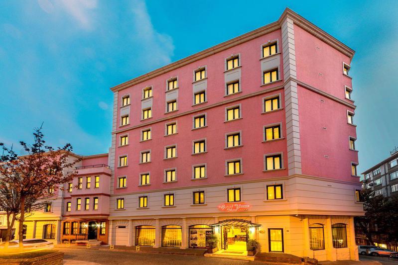 Grand Yavuz Hotel