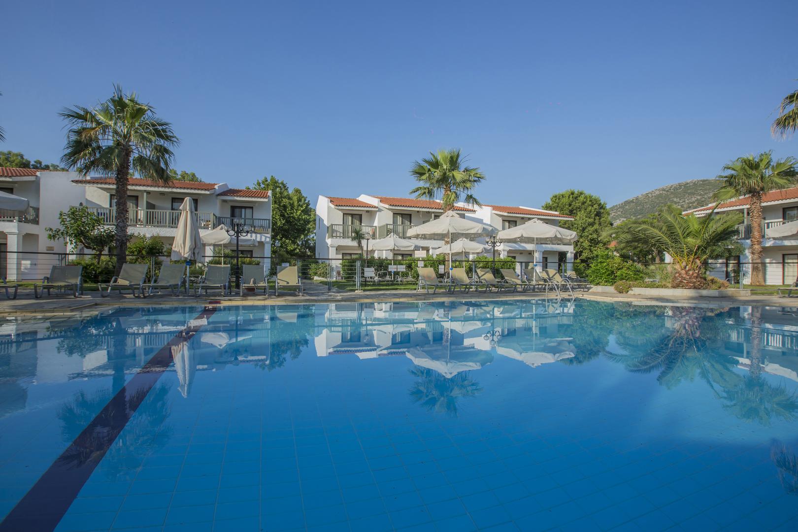 Golden Coast Hotel & Bungalows foto 18
