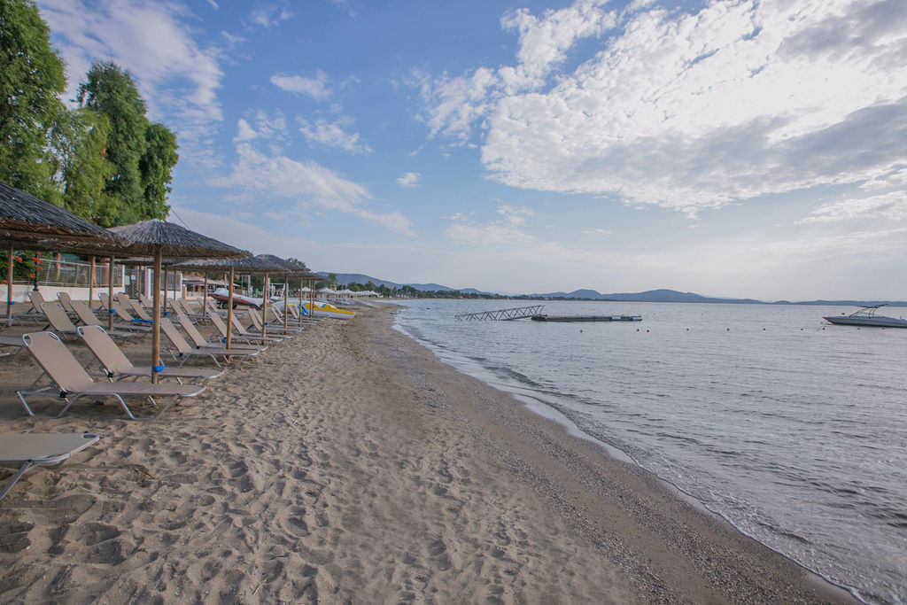 Golden Coast Hotel & Bungalows foto 15