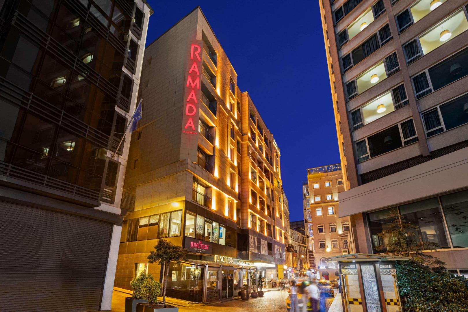 Ramada by Wyndham Istanbul Pera foto 17