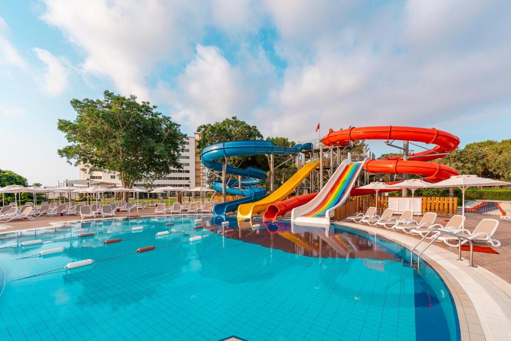 Salamis Bay Conti Resort Hotel & Casino image 2