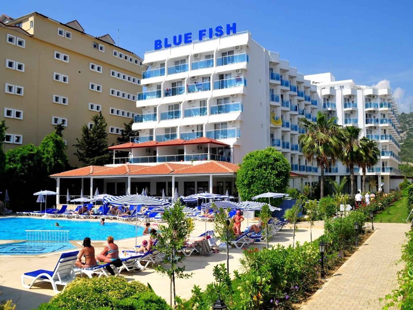 Blue Fish Hotel image 2