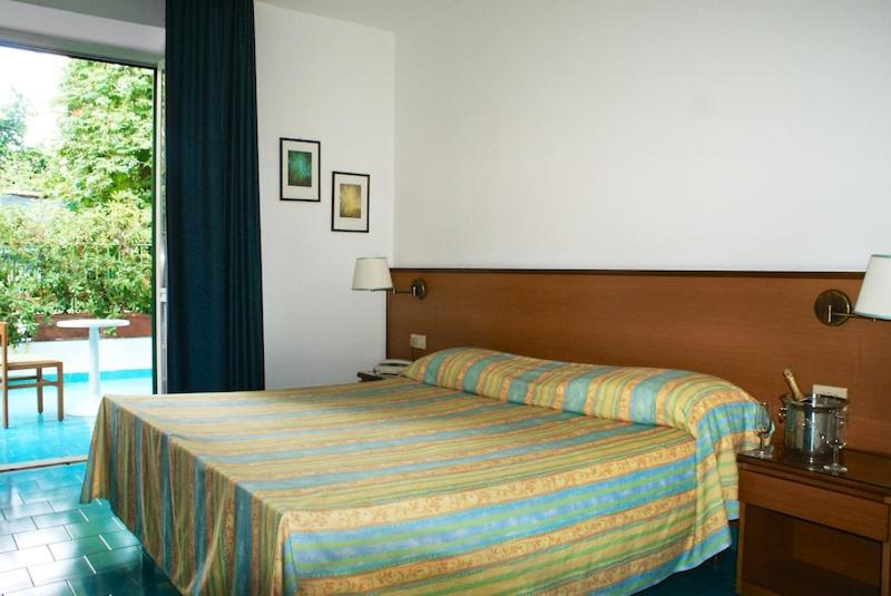 Hotel Villa Cecilia foto 2