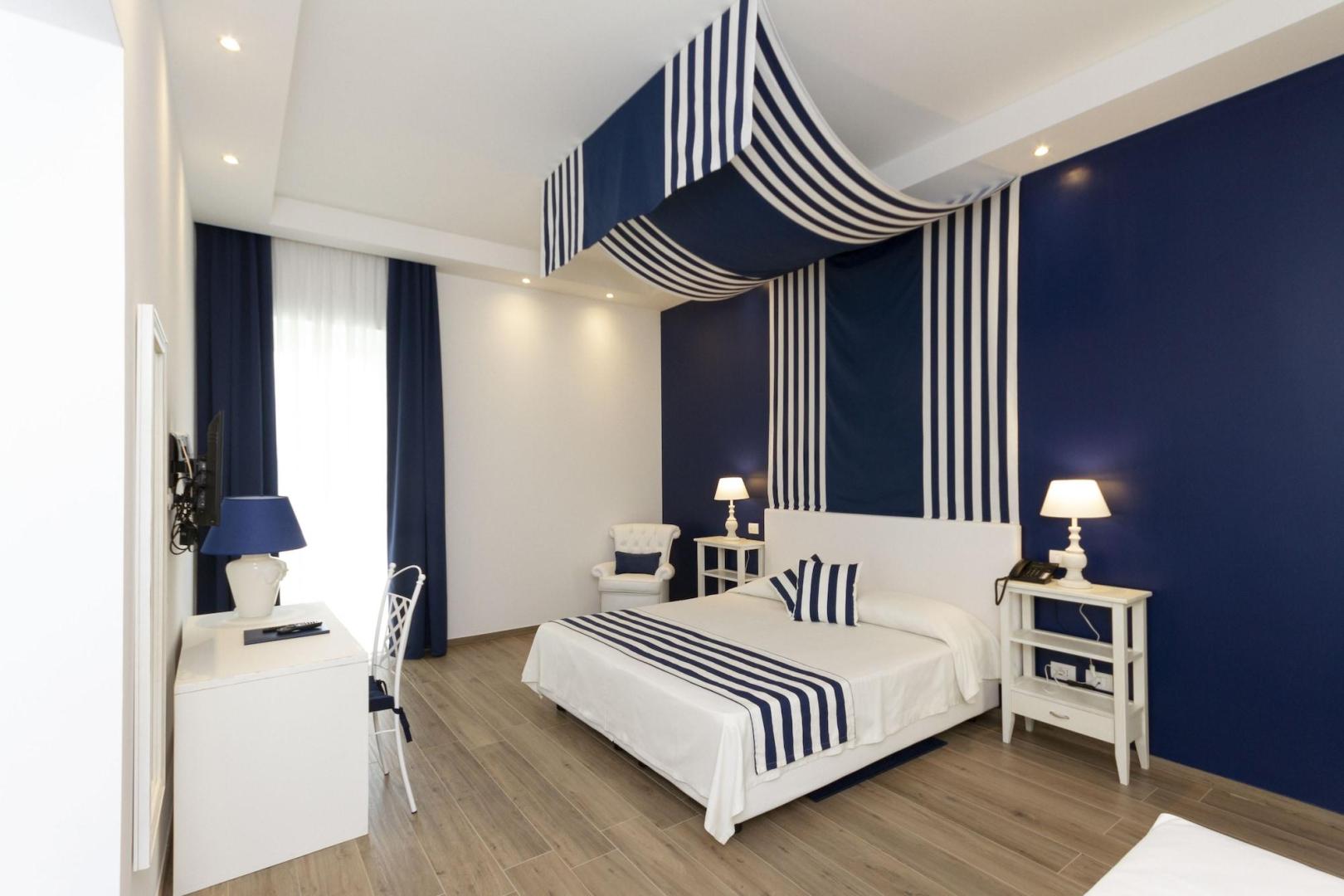 Kamer met twee aparte bedden — Hotel Nautilus