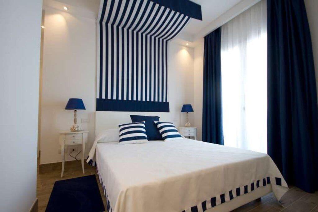 Kamer met tweepersoonsbed — Hotel Nautilus