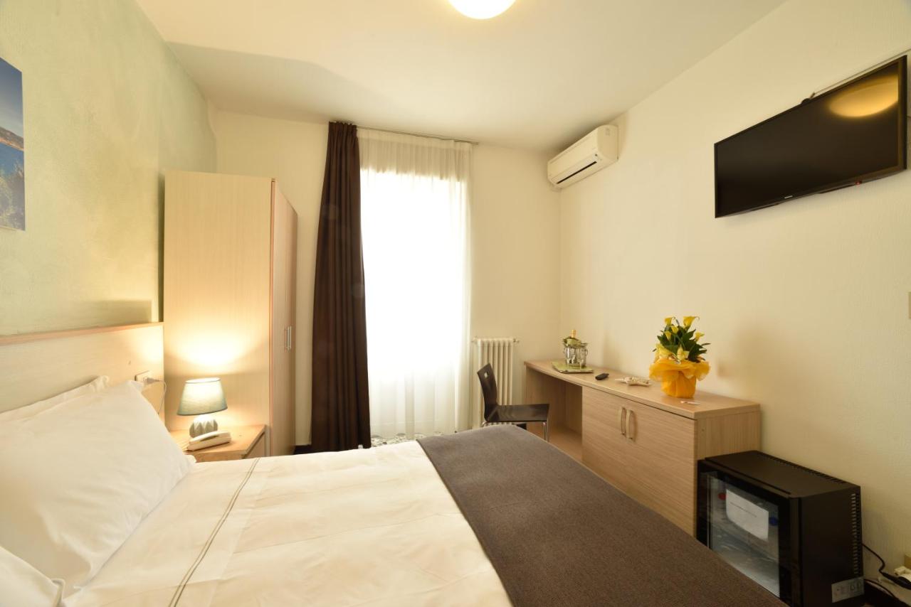 Hotel La Marina in San Bartolomeo al Mare - foto 5