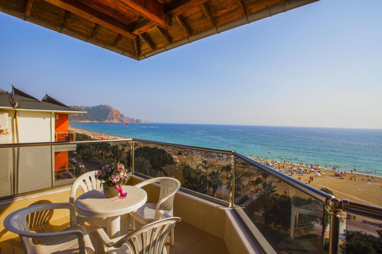 Kleopatra Ada Beach image 3