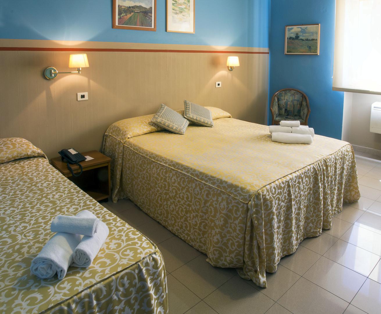 Hotel Plaza foto 17