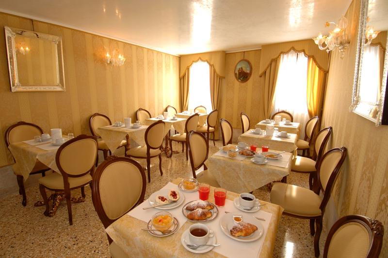 Hotel Canal foto 3