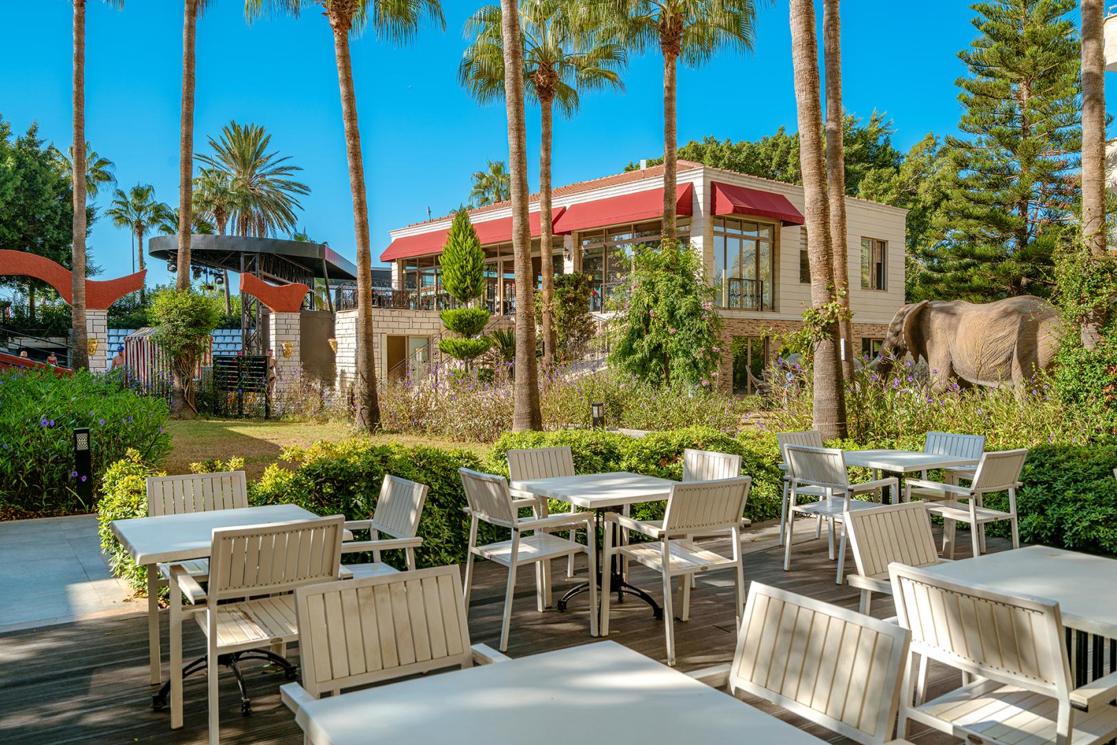 Club Sun Heaven Family Resort & Spa image 0