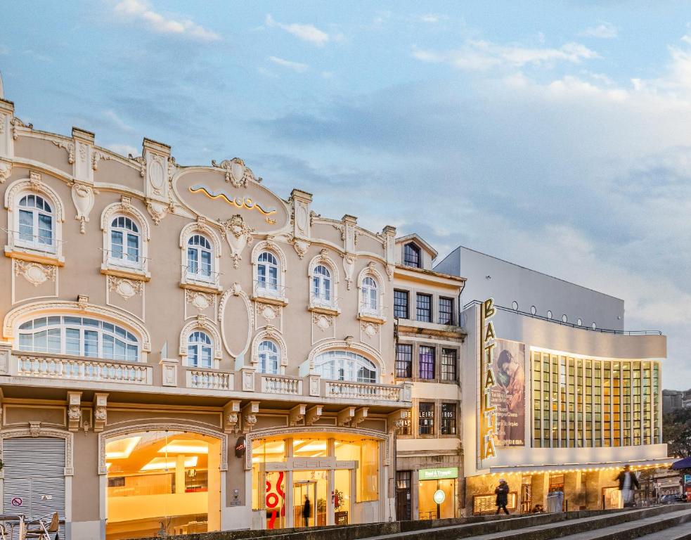 Moov Hotel Porto Centro image 1