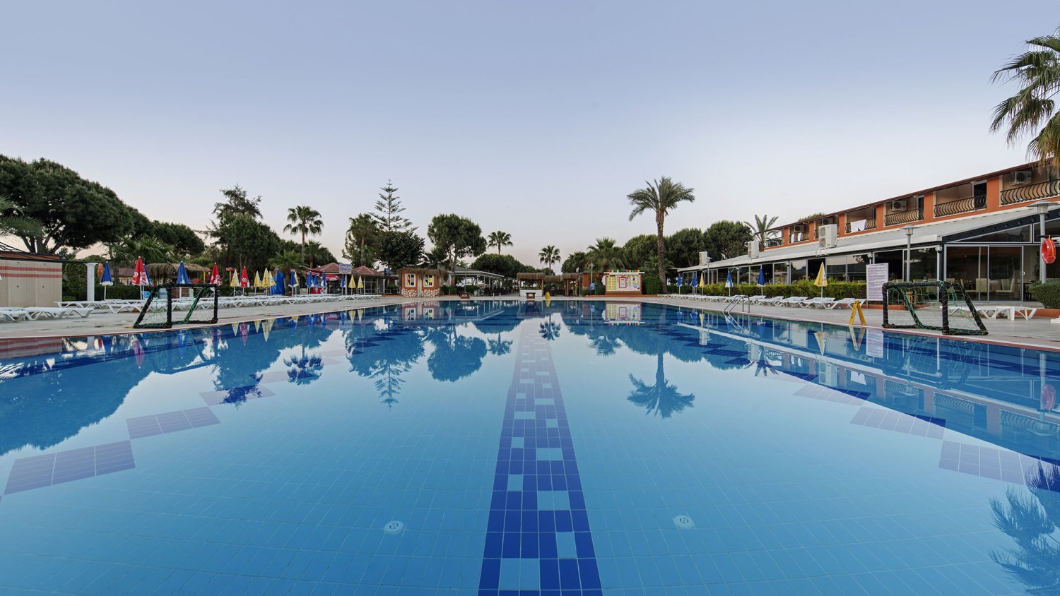 Club Turtas Beach Hotel foto 9