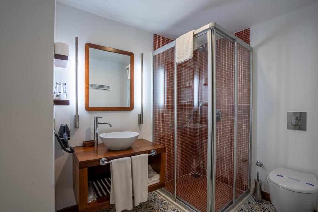 Puding Hotels image 2