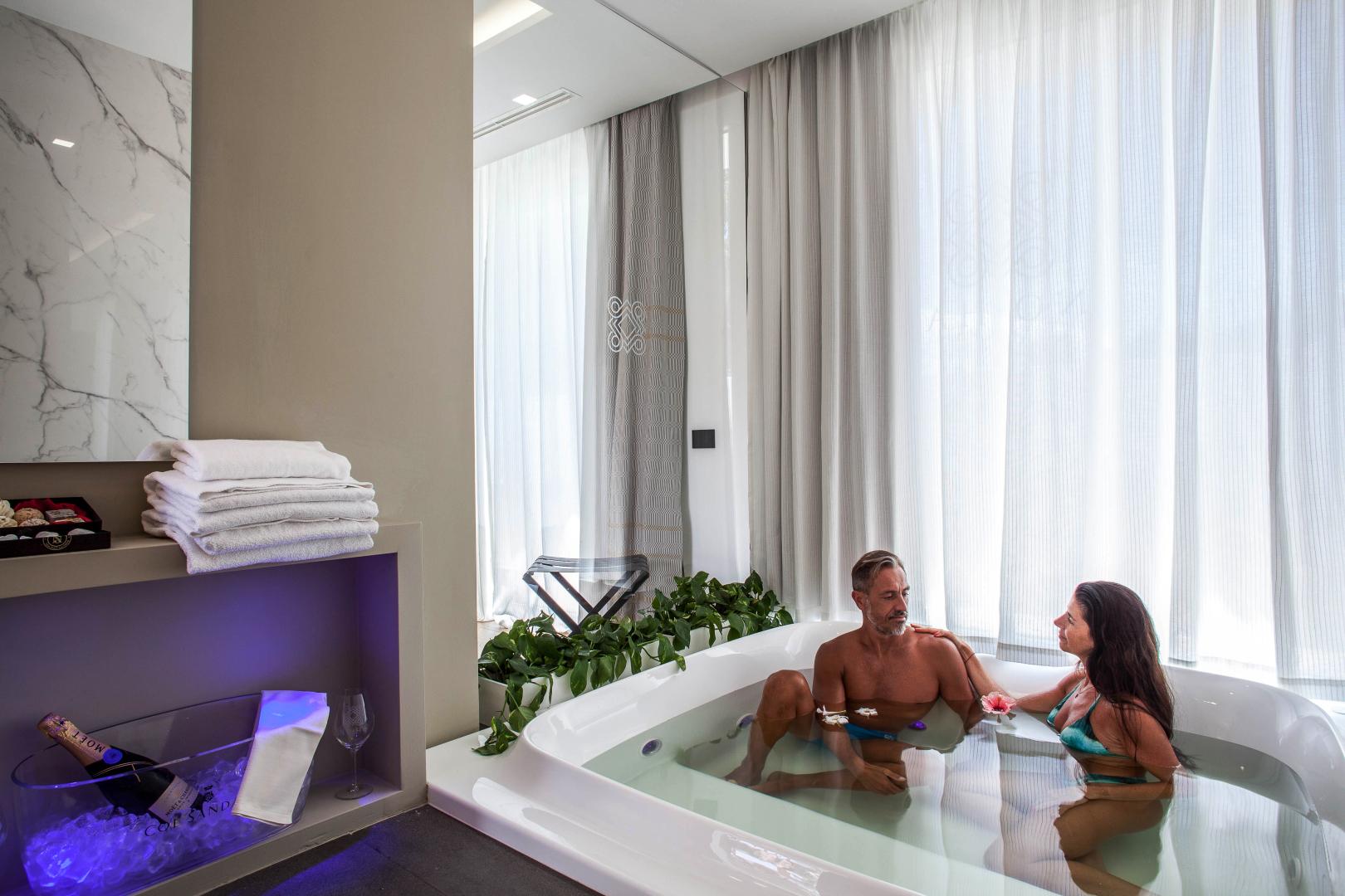 Spa massagekamer — Noha Lifestyle Hotel