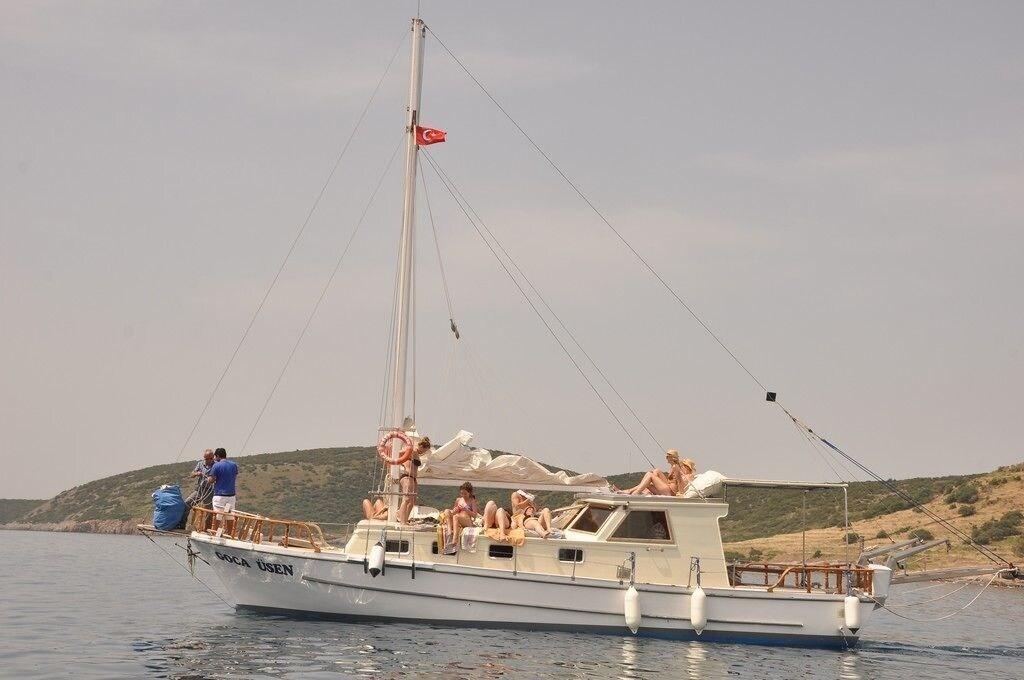 Bar bij het zwembad — Gün-Ay Otel
