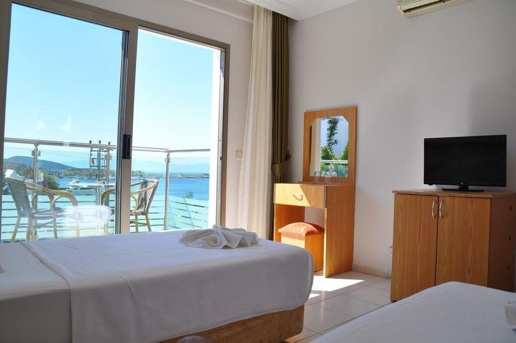 Kamer met twee aparte bedden — Gün-Ay Otel