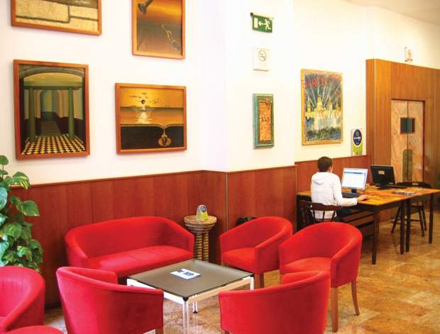 Leonardo Hotel Barcelona Las Ramblas image 3