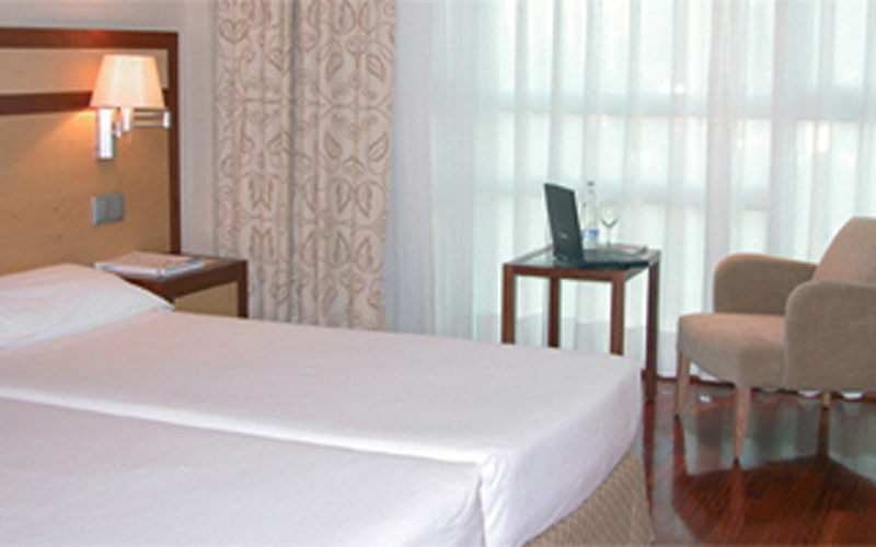 Hotel ILUNION Pío XII image 1