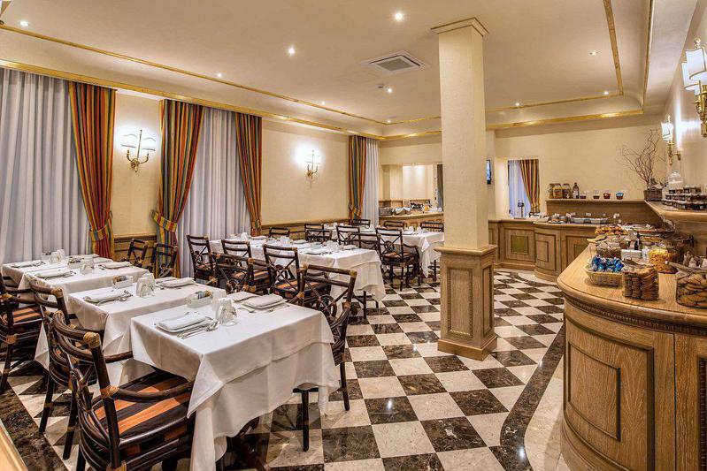 Trevi Palace Hotel in Rome - foto 3