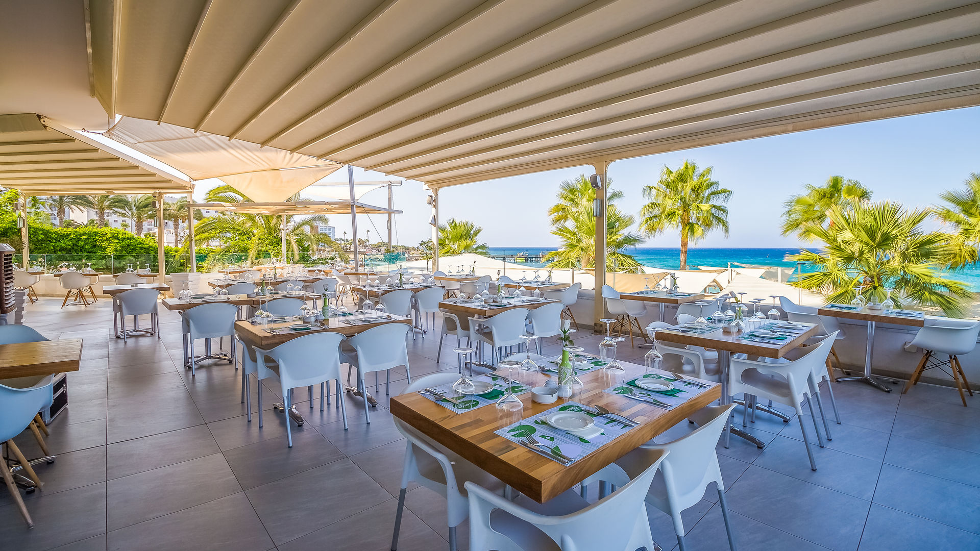 Vrissaki Beach Hotel image 3