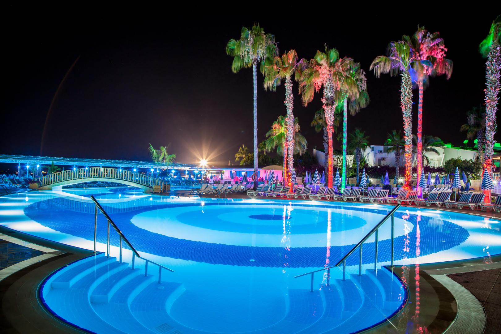 Lonicera World Hotel foto 6