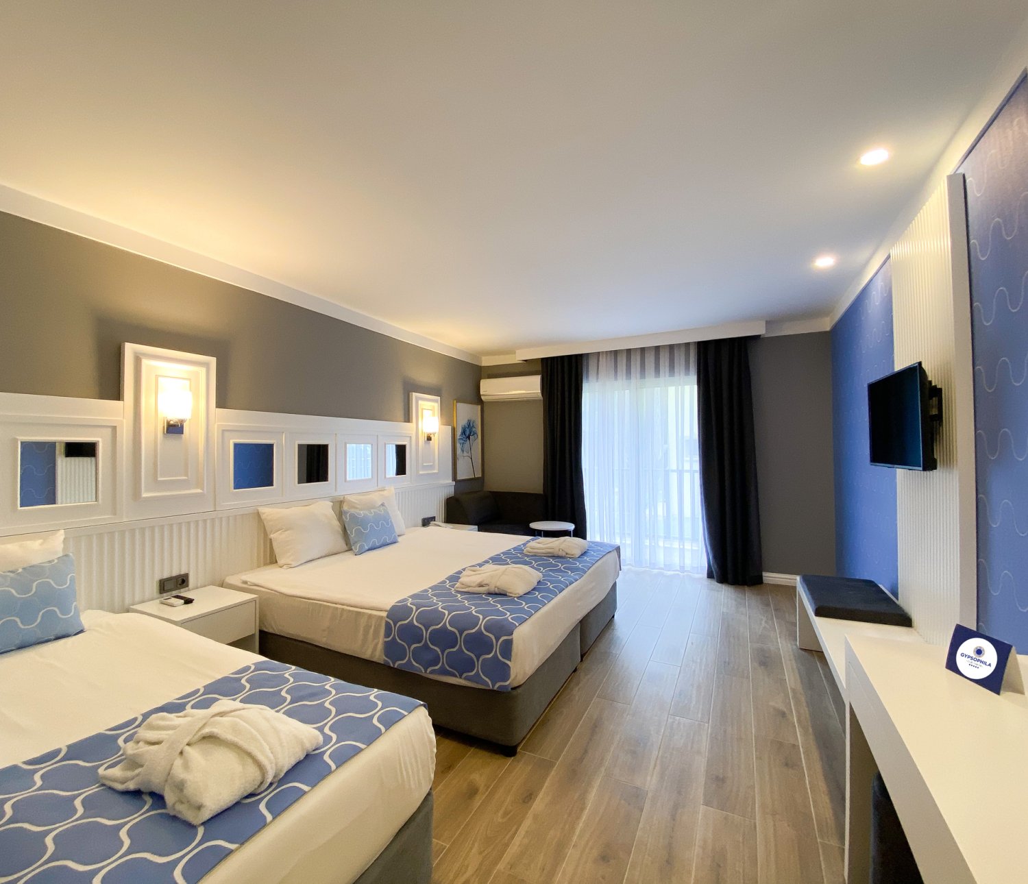 Gypsophila Club Marine image 2