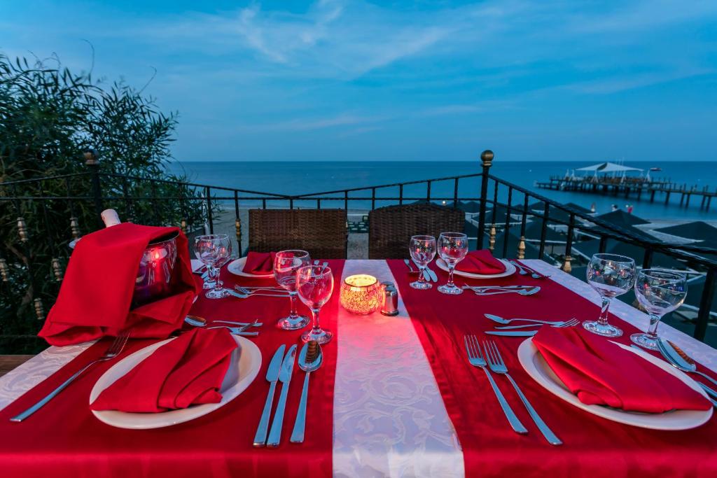 Aleria Belport Beach Hotel foto 6