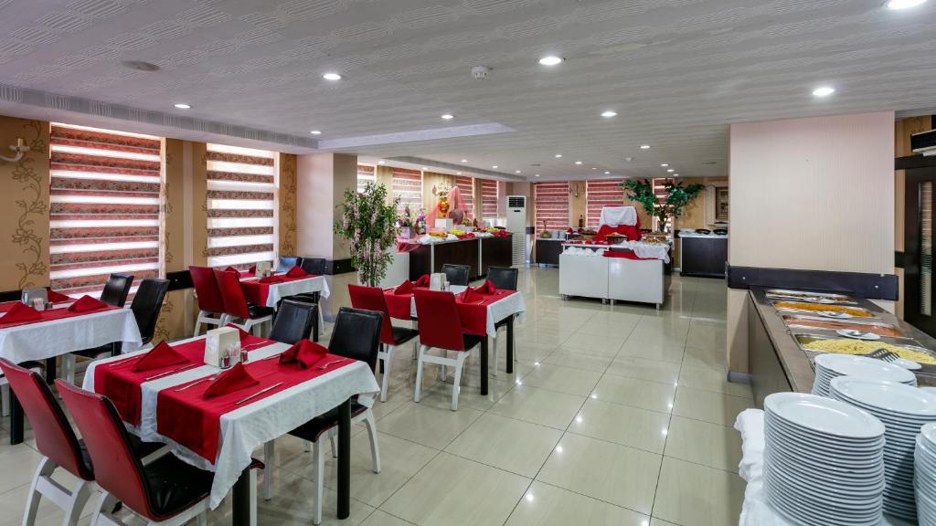 Aleria Belport Beach Hotel foto 8