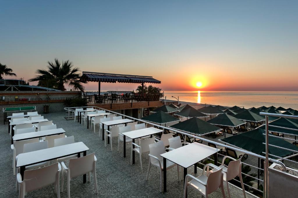 Aleria Belport Beach Hotel foto 9