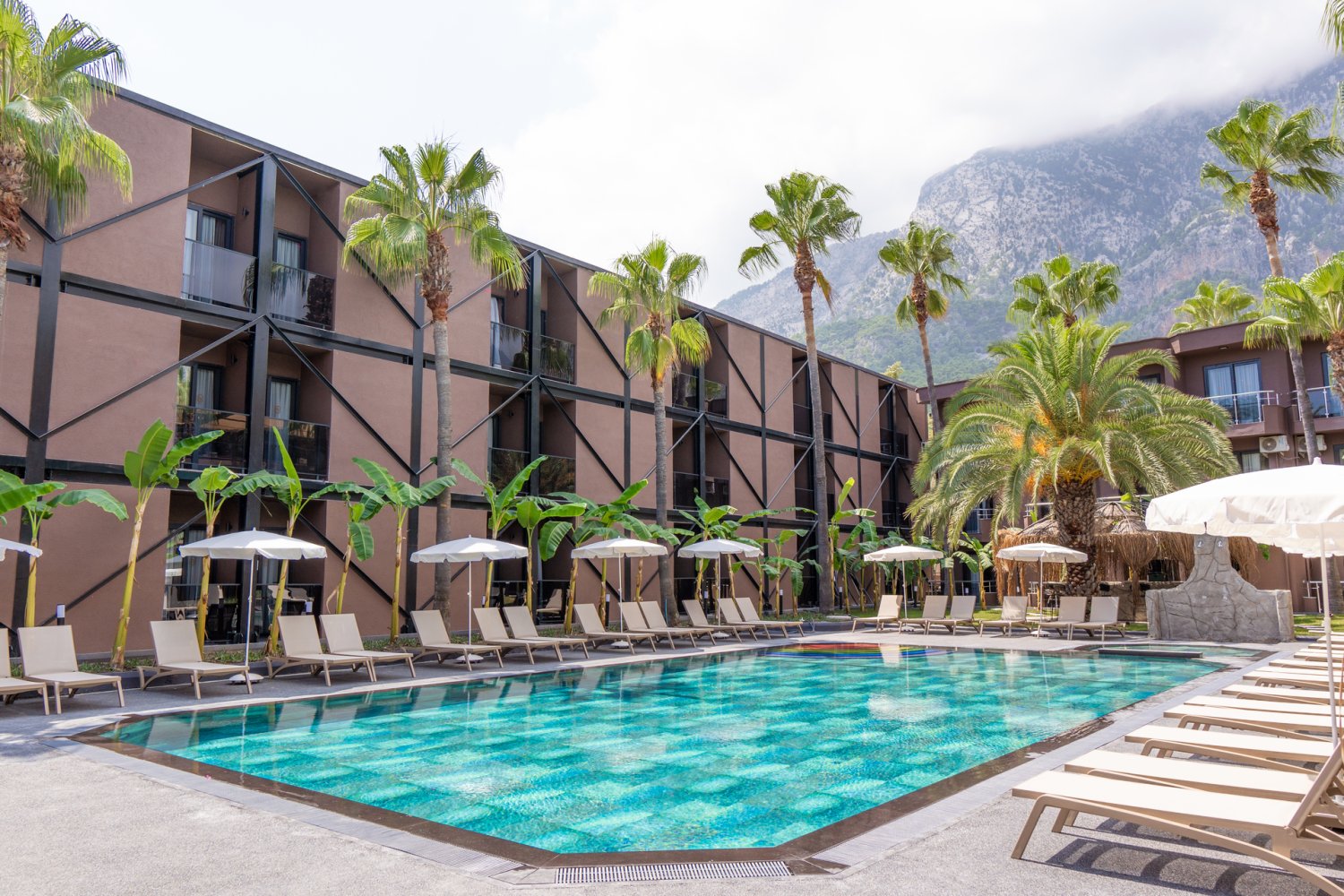 Hotel Golden Sun image 0