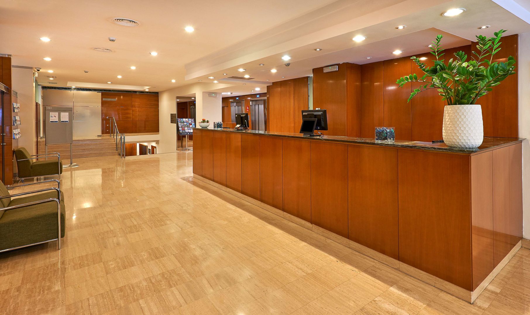 NH Barcelona Eixample foto 24