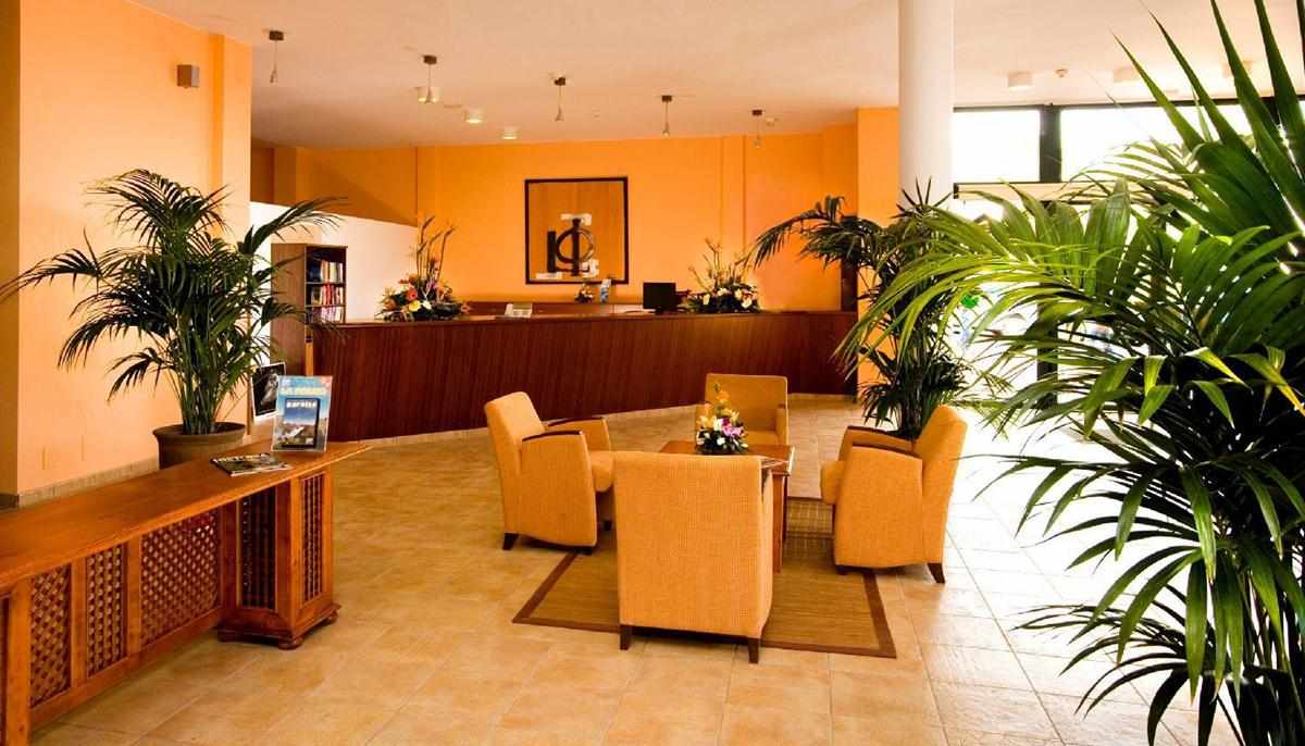 Apartamentos La Caleta foto 41