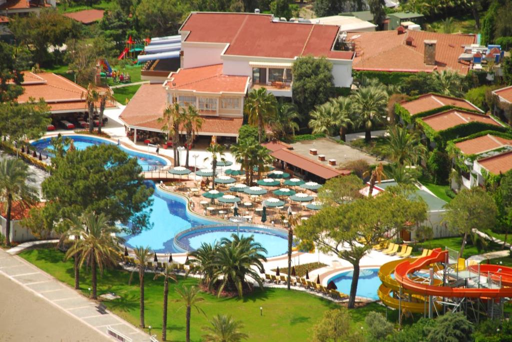 Club Boran Mare Beach image 0