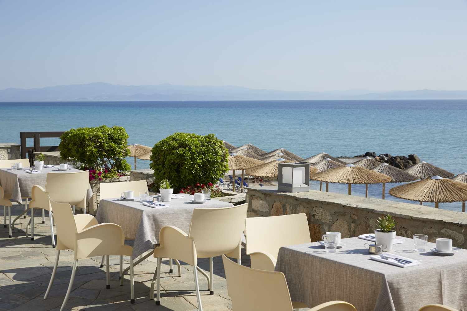Ammon Zeus Luxury Beach Hotel
