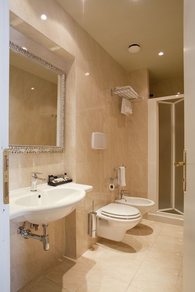 Diplomat Hotel foto 10