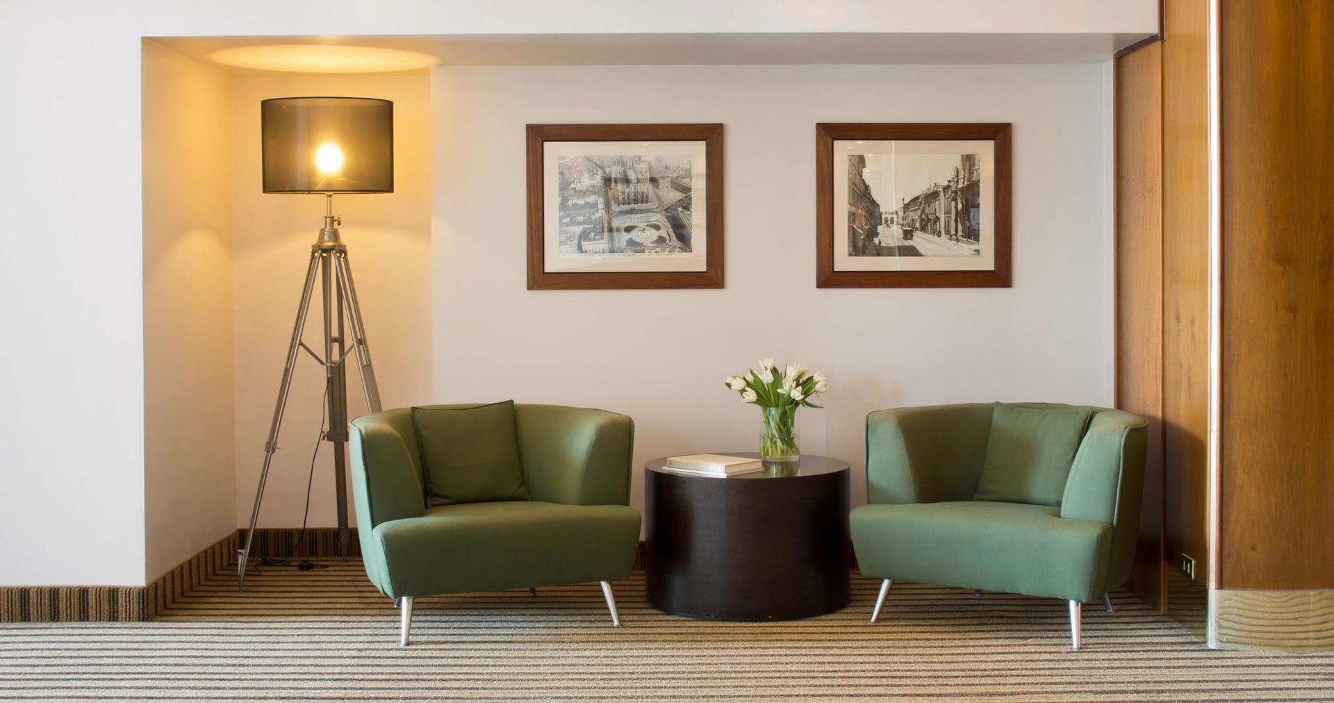 Starhotels Cristallo Palace image 2