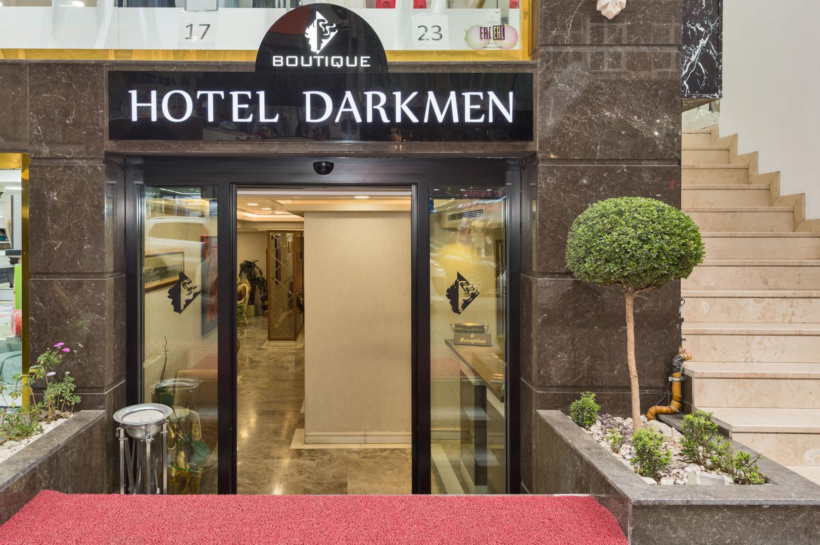 Darkmen Boutique Hotel image 2