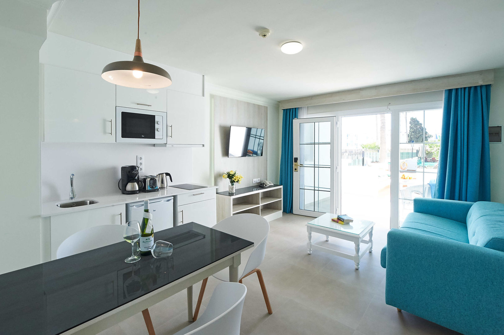 Montana Club Suite Hotel image 2