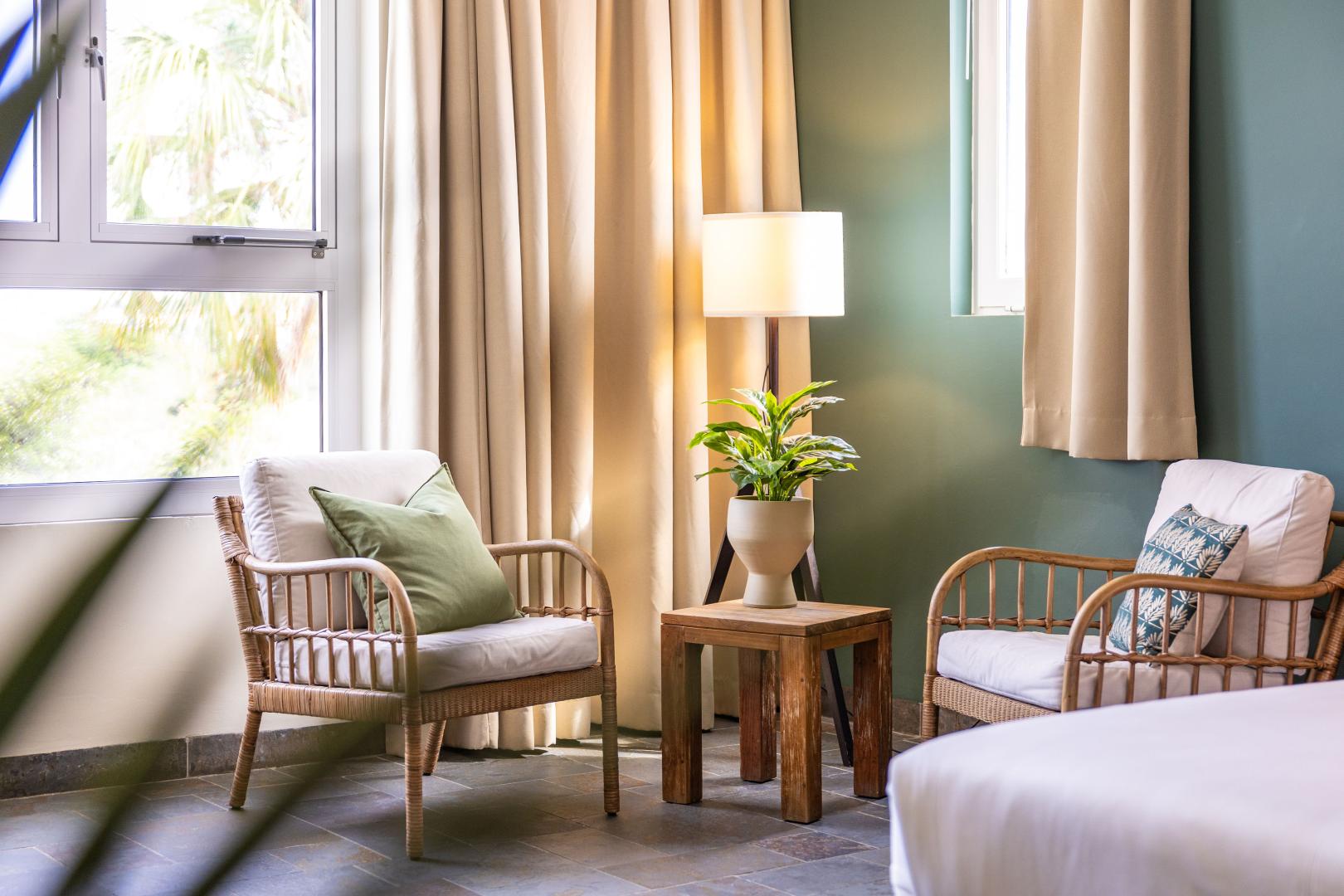 Bayside Boutique Hotel – Blue Bay Golf & Beach Resort image 1