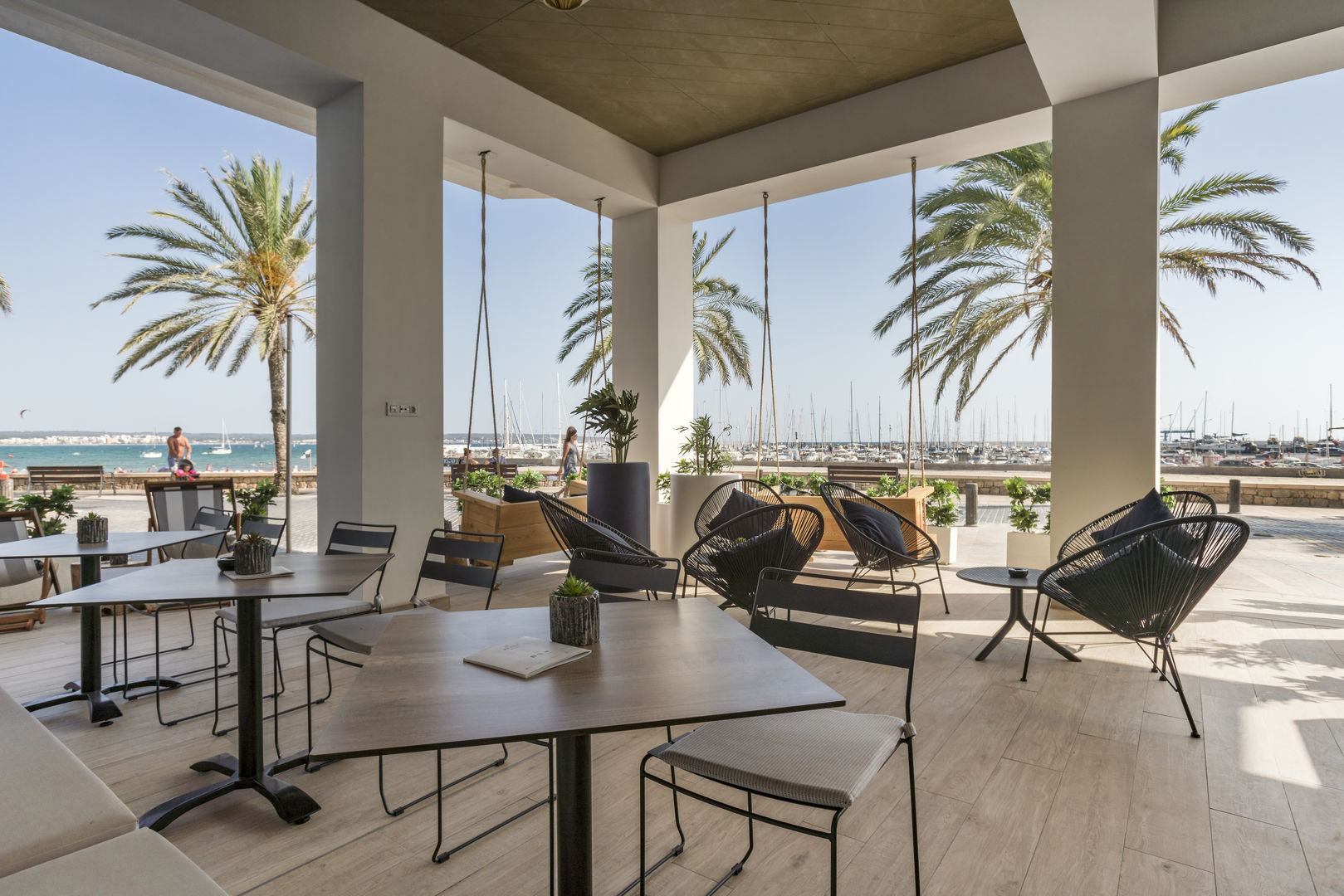 Hotel Las Arenas image 3