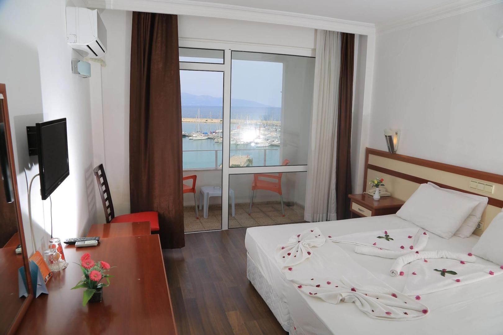 Hotel Finike Marina image 1