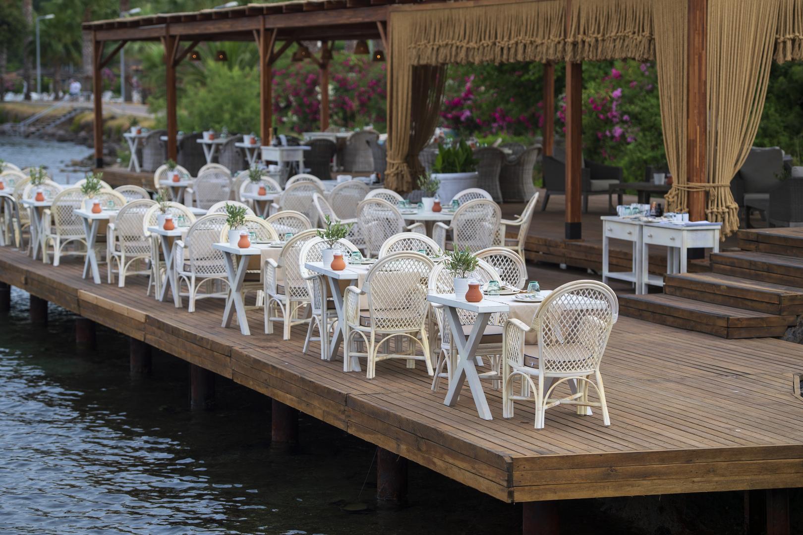 Cape Bodrum Luxury Hotel & Beach image 2