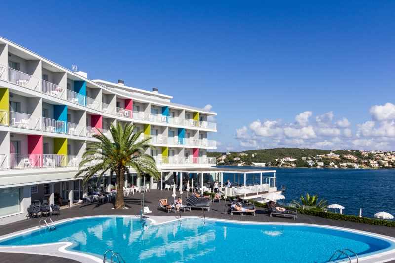 ARTIEM Carlos image 0