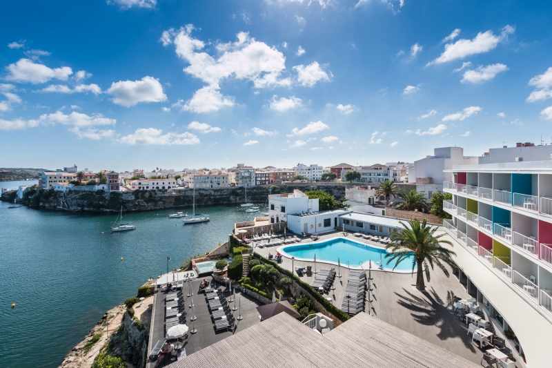 ARTIEM Carlos image 1