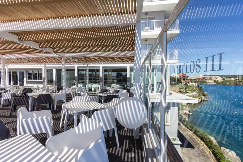 ARTIEM Carlos image 2